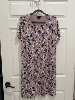 J.Jill Wearever Collection Mauve Floral Short Sleeve Dress Size M